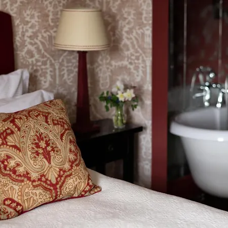 بيت ريفي George And Dragon Clifton 3*